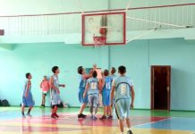 Южане стали победителями школьной лиги по баскетболу