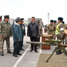 Молодые солдаты из Южного Казахстана отправились в армию