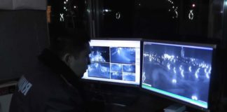 В Шымкенте полицейский спас мужчину, пытавшегося спрыгнуть с моста Независимости