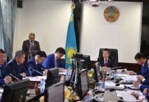 Жансеит Туймебаев поручил акимам районов и городов срочно построить туалеты