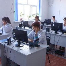 В Шымкенте возможны перебои в телефонной связи с диспетчерами скорой помощи Диспетчеры скорой помощи