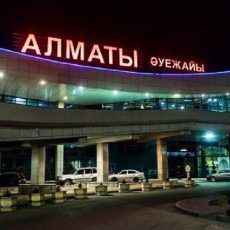 Сулейменов заявил, что президент поддерживает переименование Алматы. Его советник опроверг это