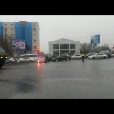 Бронемашины с сиренами промчались по улицам Шымкента