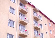 В Шымкенте 90 бюджетников получили служебное жилье