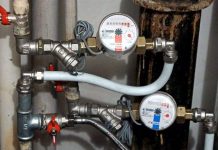 Жители сразу трех шымкентских улиц лишились водяных счетчиков