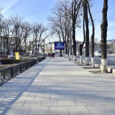 «Народный» аким объяснил почему делается ремонт центральной улицы Шымкента Отремонтированный проспект Тауке-хана