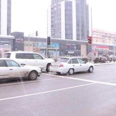 Светофор «по требованию» установлен на самом скоростном проспекте Шымкента