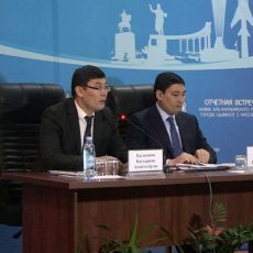 Районные акимы Шымкента завершили отчетные встречи