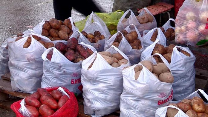 Шымкентские покупатели предпочитают павлодарский картофель