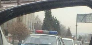 В Шымкенте полицейский оштрафован через два часа после публикации фото в соцсетях