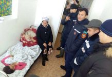 Спасатели ЮКО успели доставить к восьмилетней девочке хирурга Спасатели привезли врача к ребенку