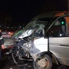 В Шымкенте столкнулись пассажирский автобус и маршрутка, полные людей