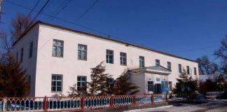 Старая больница в Састобе