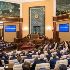 Депутаты Мажилиса срочно выезжают в регионы