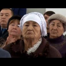 Жители массива «Кайнар булак» рассказали акиму Шымкента о своих проблемах Жители массива "Кайнар булак" рассказали акиму Шымкента о своих проблемах