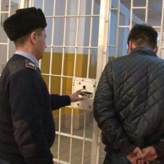 Под предлогом переписи населения у шымкентского пенсионера украли полтора миллиона тенге Пенсионера обокрали под предлогом переписи населения