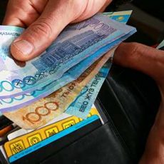 80 тысяч тенге за усыновление ребенка взяла сотрудница отдела образования Чиновница осуждена за взятку
