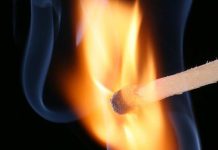 В Шымкенте женщина совершила самоподжог Мужчина совершил самоподжог