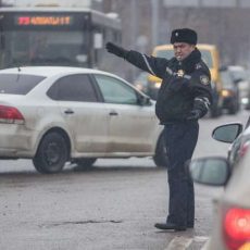 Казахстанским полицейским остается лишь махать руками Казахстанским полицейским остается только махать руками