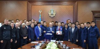 Цель ФК «Ордабасы» — войти в тройку сильнейших Встреча ФК "Ордабасы" с акимом области Жансеитом Туймебаевым