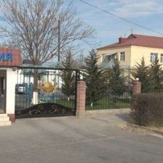 В Сайрамском районе ЮКО полиция разыскивает мать очередного новорожденного подкидыша Новорожденную девочку нашли в Сайрамском районе