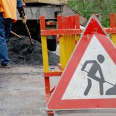 В Шымкенте строители дорог будут отвечать за их качество дольше обычного В Шымкенте начали ремонтировать дороги