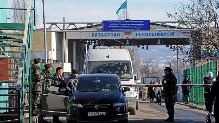 На границе Казахстана и Кыргызстана закрыли КПП