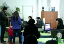 На 1 марта в ЮКО зарегистрировались 95694 неучтенных граждан В ЦОНах Шымкента кончились очереди