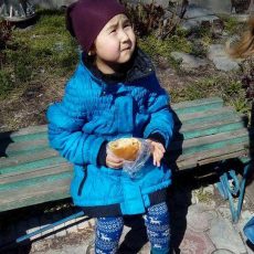 Родители потеряшки, найденной в Шымкенте, приехали в полицию В шымкенте нашли потеряшку