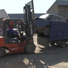 Южные регионы Казахстана не справляются с потоком автохлама Брикетирование автохлама в Шымкенте
