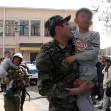 В Шымкенте пожарные спасли двоих детей