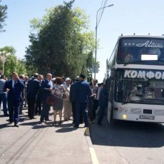 Из Шымкента в Узбекистан отправился «Караван дружбы» Из Шымкента в Узбекистан отправился «Караван дружбы»
