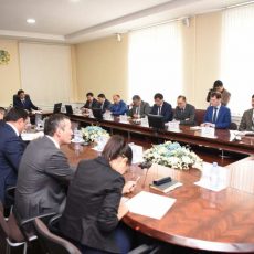 В Шымкенте внедрен новый проект «i-mektep» Совещание по школьной системе