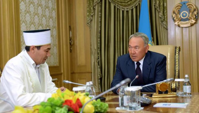 Н. Назарбаев и главный муфтий Казахстана