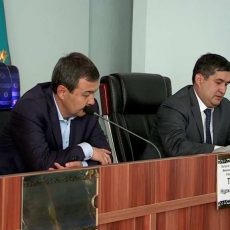В департаменте по делам госслужбы ЮКО хотят отучить чиновников брать взятки В ДГД ЮКО совещание