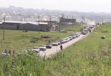 Заторы, люля и молитвы. Шымкентцы отметили Радоницу Радоница в Шымкенте