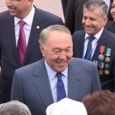 Нурсултан Назарбаев встретился с представителями Ассамлеи народа в Шымкенте Нурсултан Назарбаев в Шымкенте