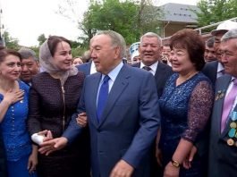 Назарбаев в Шымкенте