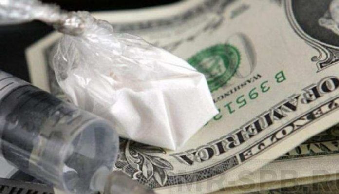Наркотики и деньги