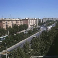 Ах, как хочется вернуться… Фотоэкскурсия в Чимкент нашего детства Перекресток проспекта Ленина и улицы Ильича в Чимкенте. Фото Юрия Куйдина