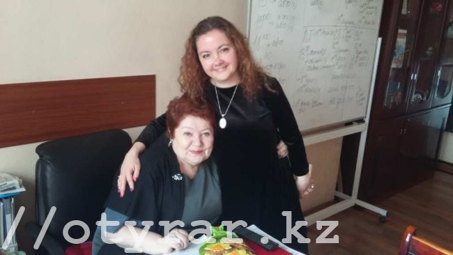 Валентина Куликова и Марина Низовкина