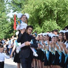 В Шымкенте предложили 25 мая отмечать День одноклассников Последний звонок в Шымкенте