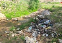 Ущелье Ак-Мечеть туристы превратили в помойку Ущелье Ак-Мечеть