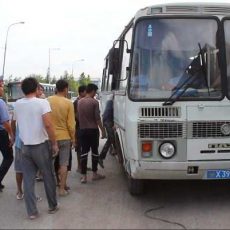 В ЮКО было выявлено около тысячи незаконных мигрантов В ЮКО полицейские выявили более тысячи нарушителей миграционного законодательства