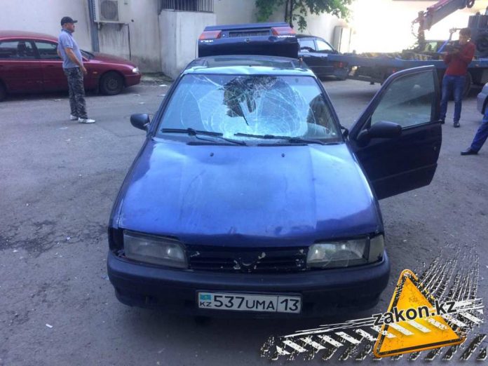 Автомобиль из Шымкента сбил пешехода в Алматы