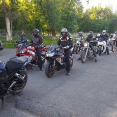 В Шымкенте байкеры проводили в путь погибшего в ДТП мотоциклиста Байкеры на Карте Героев