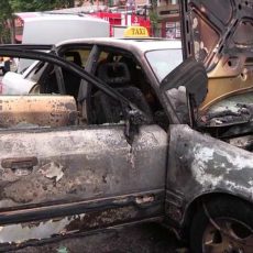 Как предотвратить пожар в автомобиле Пожарные с трудом потушили горящий в центре Шымкента автомобиль
