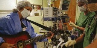 Саксофон стимулирует сексуальное влечение, а труба лечит радикулит