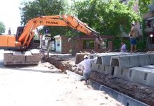 В Шымкенте на 10 центральных улицах начались работы по замене ирригационной системы В Шымкенте на 10 центральных улицах начались работы по замене ирригационной системы