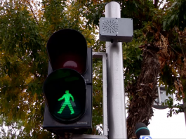 В Шымкенте устанавливают "говорящие светофоры"